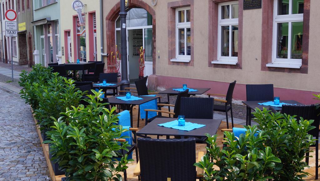 Hotel Goldener Loewe Waldheim Экстерьер фото
